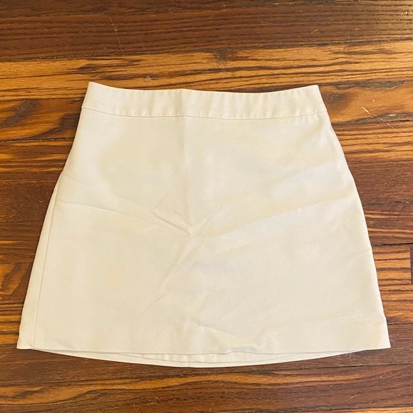 Express Ivory A-Line Structured High Waisted Skirt - Picture 2 of 10